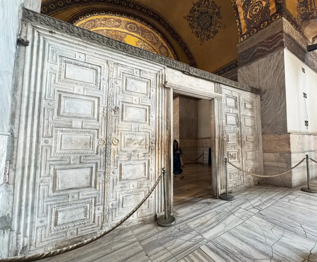 Marble Door (Mermer Kapı) on the upper gallery of Hagia Sophia, separating the imperial private section known as the Metatorion.